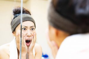 産後　白ニキビ　大量